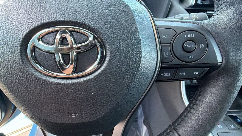 Used 2024 Toyota RAV4 SE w/ Weather Package image 20