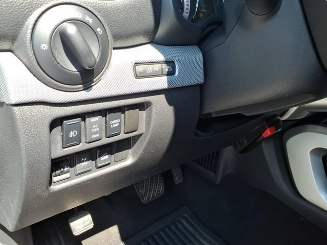 Used 2018 Nissan Titan PRO-4X AWD/4WD image 24