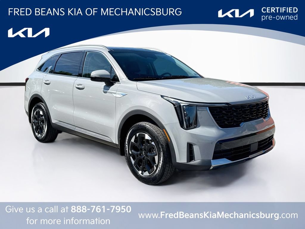 Certified 2024 Kia Sorento S w/ Panoramic Sunroof Package