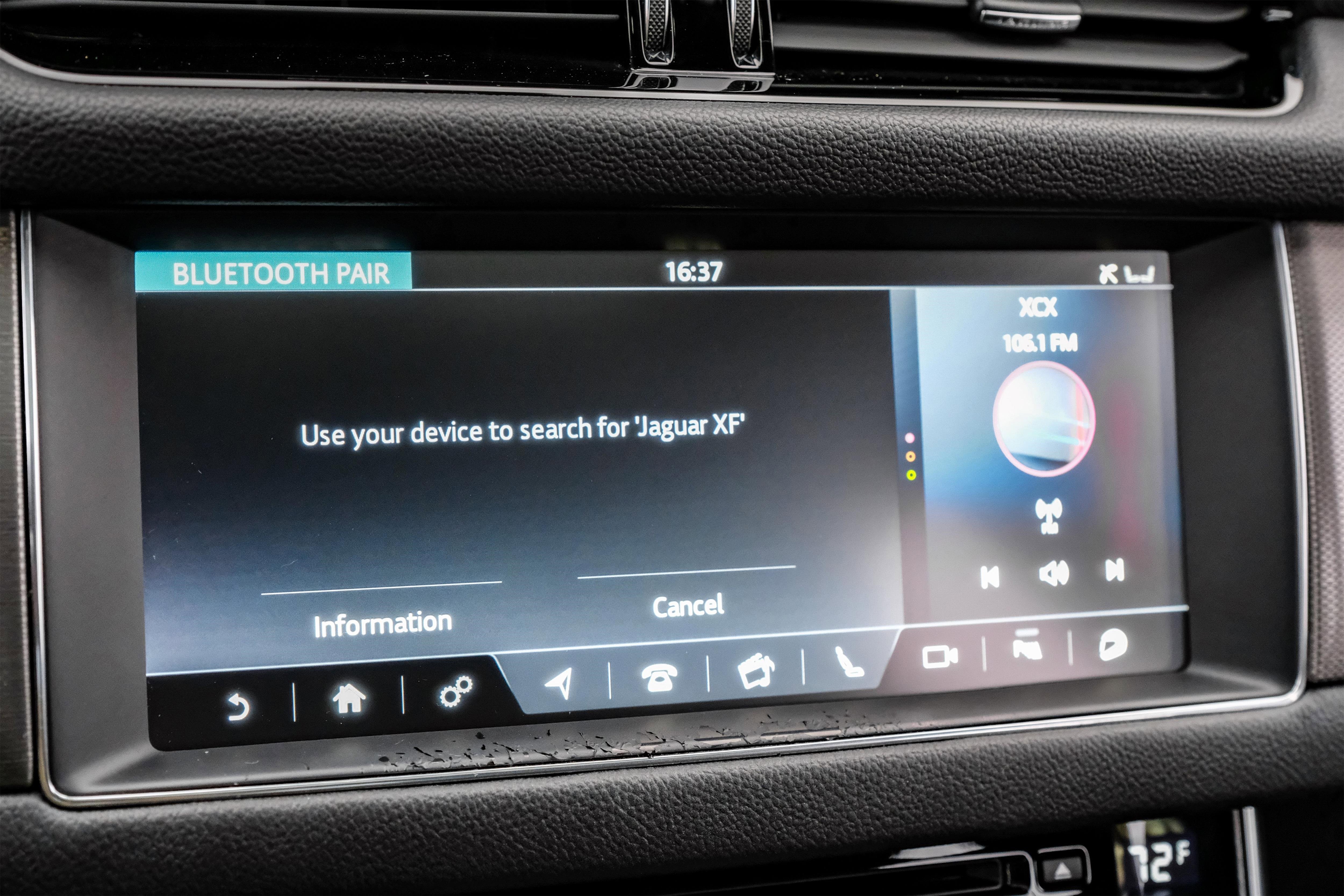 Used 2017 Jaguar XF S image 29