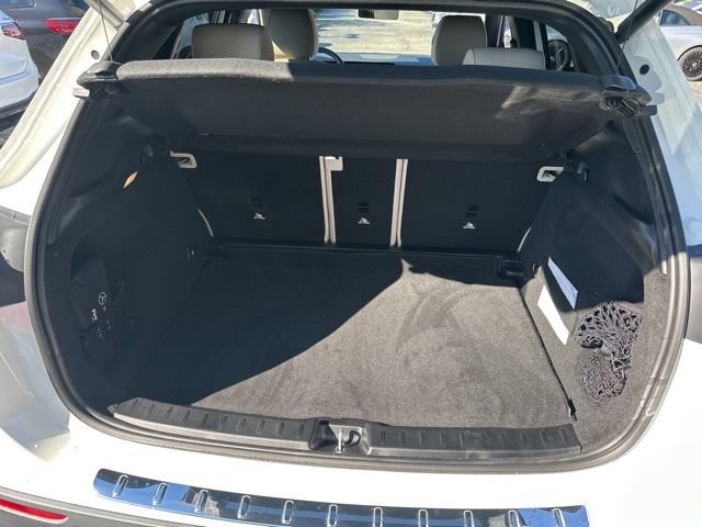 Used 2025 Mercedes-Benz GLA 250 4MATIC image 25