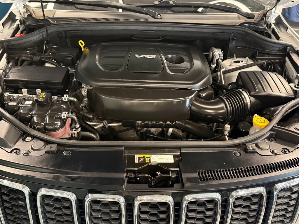 Used 2018 Jeep Grand Cherokee Laredo image 22