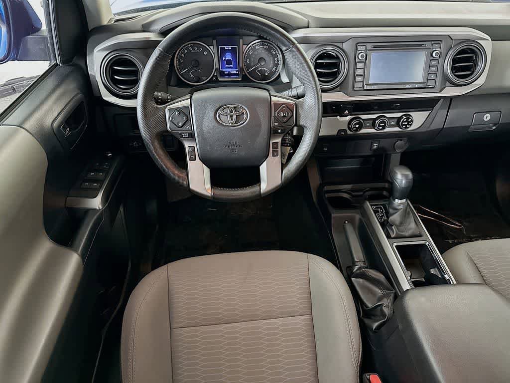 Used 2018 Toyota Tacoma SR5 RWD image 10