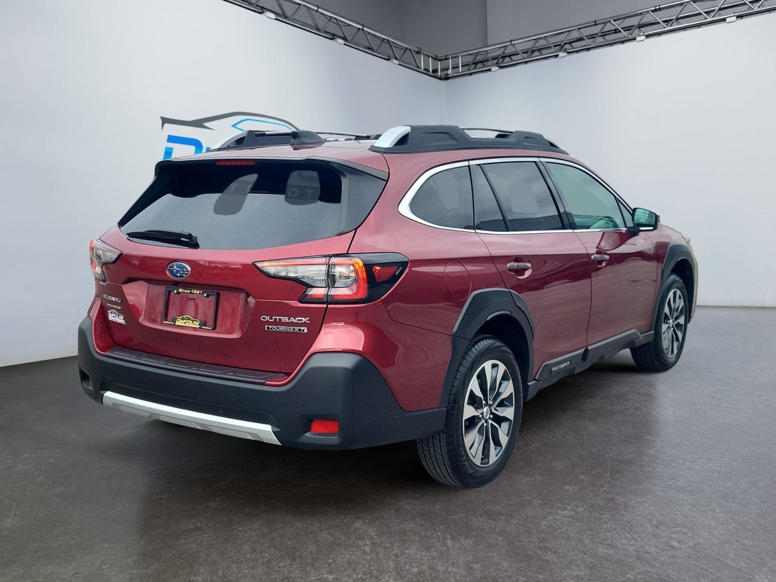 Used 2025 Subaru Outback Touring XT image 3