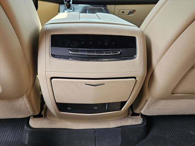 Used 2023 Cadillac Escalade Premium Luxury w/ Performance Package AWD/4WD image 18
