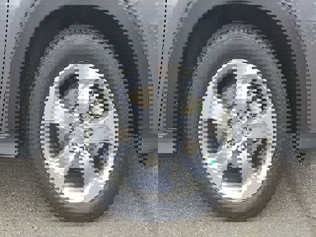 Certified 2021 Honda HR-V LX image 26