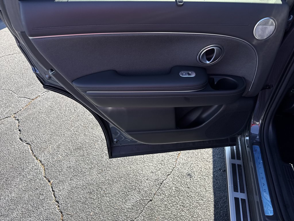 Used 2026 Hyundai Palisade Calligraphy FWD image 22