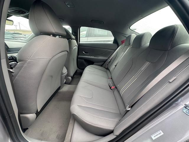 New 2026 Hyundai Elantra Sport image 9