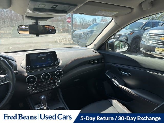 Used 2023 Nissan Sentra SR w/ SR Premium Package image 13