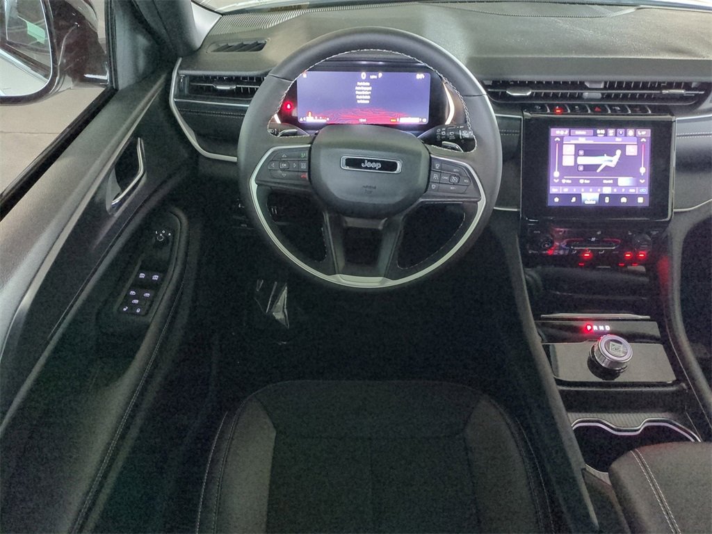 New 2025 Jeep Grand Cherokee L Altitude image 17