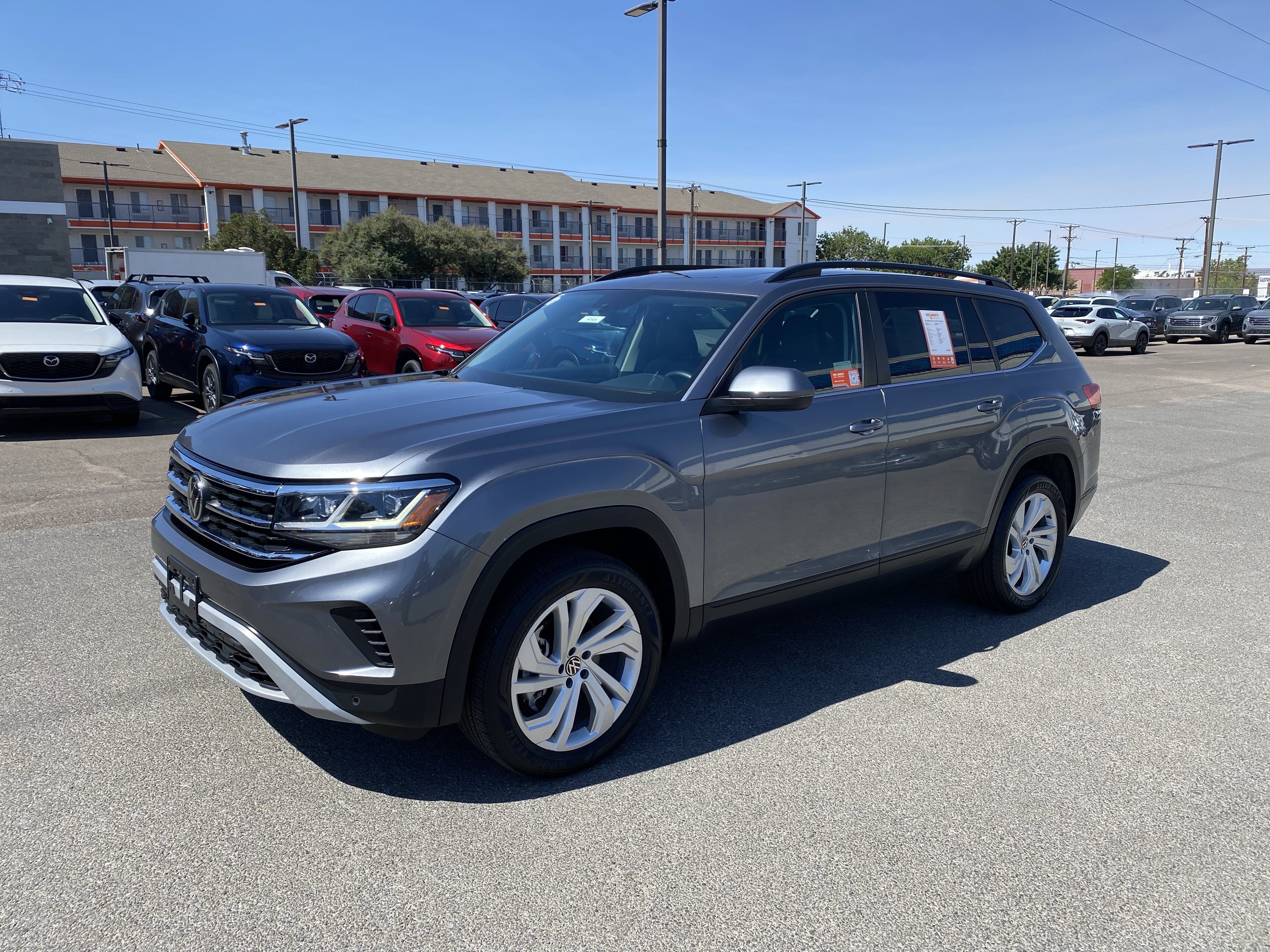 Certified 2023 Volkswagen Atlas SE w/ Panoramic Sunroof Package FWD image 52