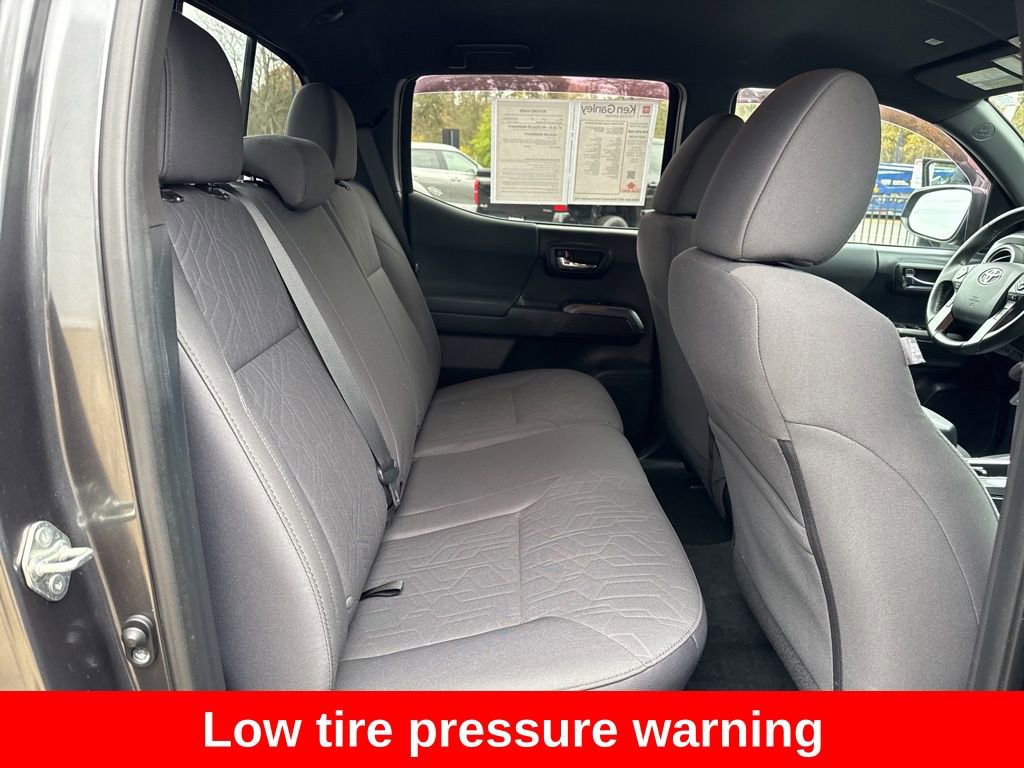 Used 2019 Toyota Tacoma TRD Off-Road image 20