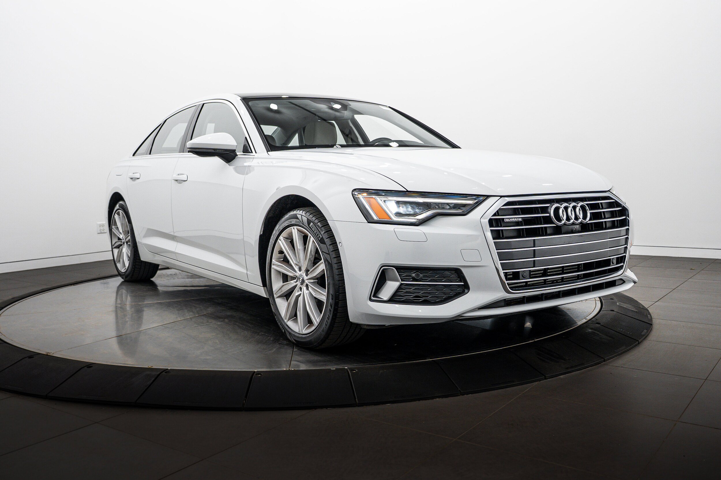 Used 2020 Audi A6 2.0T Premium Plus w/ Premium Plus Package AWD/4WD image 2