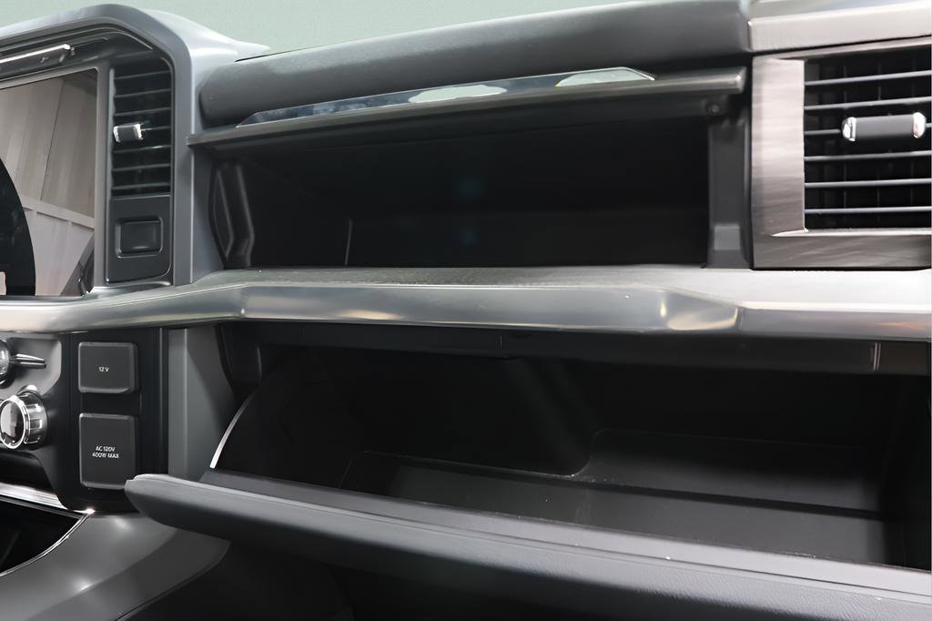 Used 2024 Ford F150 Lariat image 30