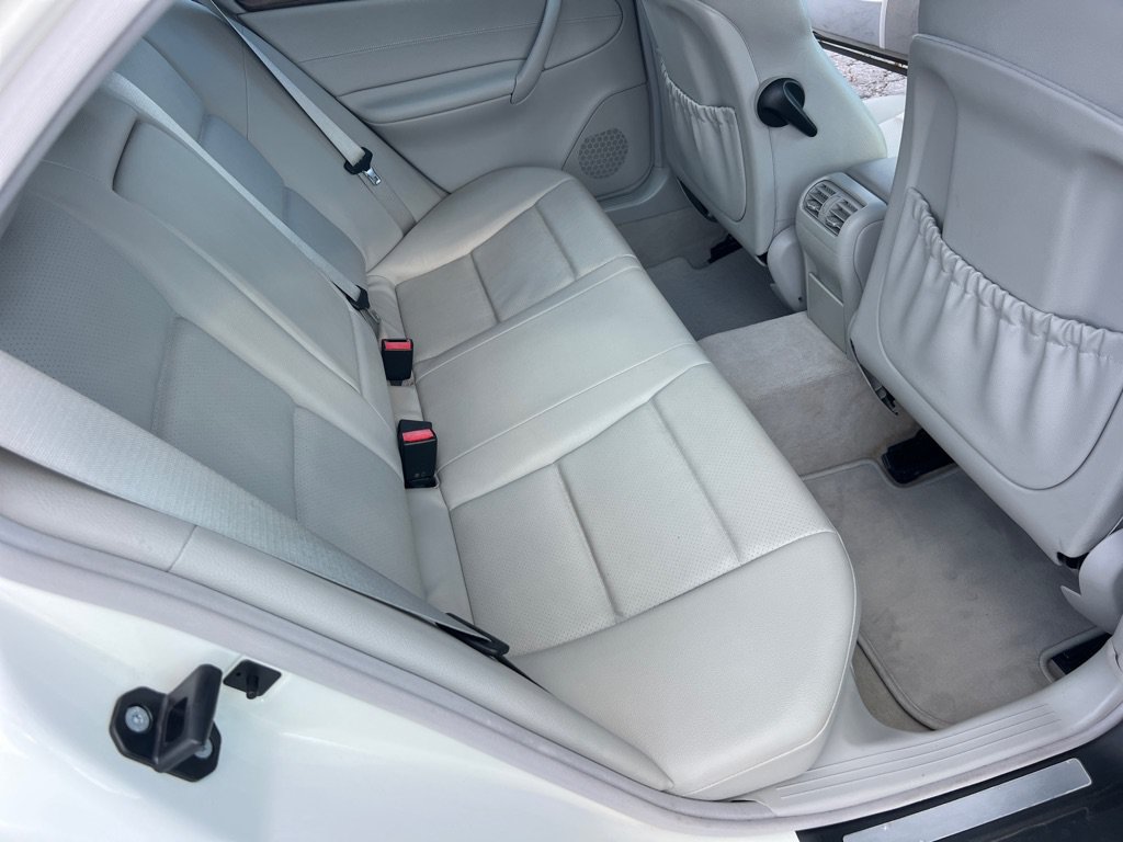 Used 2007 Mercedes-Benz C 230 Sedan image 15