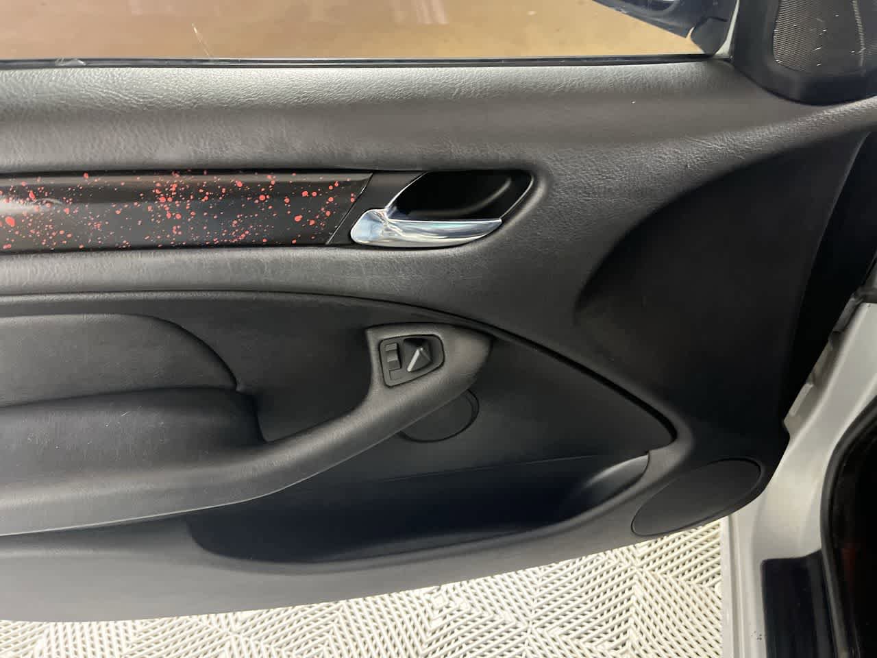 Used 2005 BMW 325i Sedan RWD image 13
