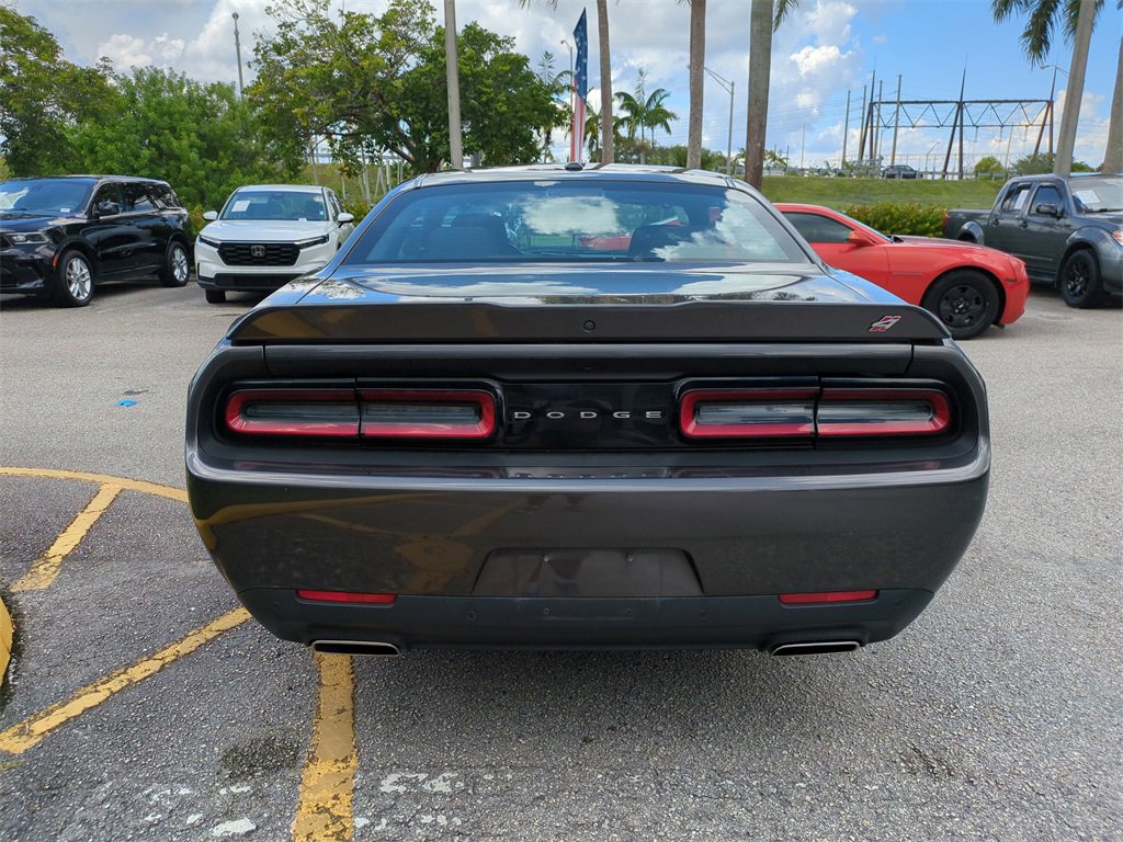Certified 2022 Dodge Challenger GT image 6