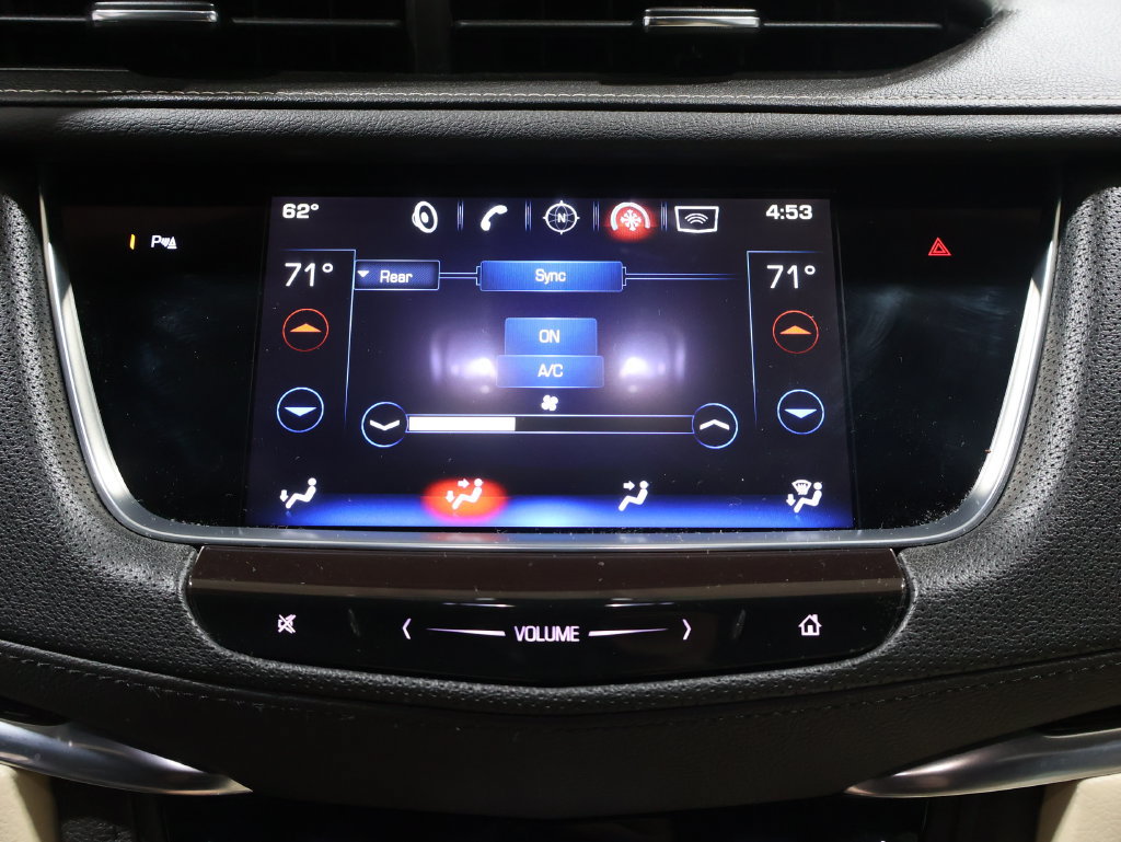 Used 2018 Cadillac XT5 Luxury w/ Driver Awareness Package AWD/4WD image 34