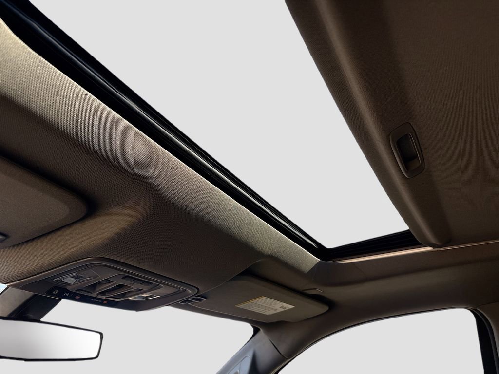 Used 2022 Chevrolet Silverado 1500 LT Trail Boss w/ LT Trail Boss Premium Package image 21