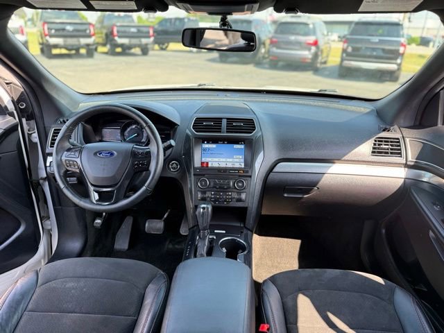 Used 2018 Ford Explorer XLT w/ XLT Appearance Package AWD/4WD video 2