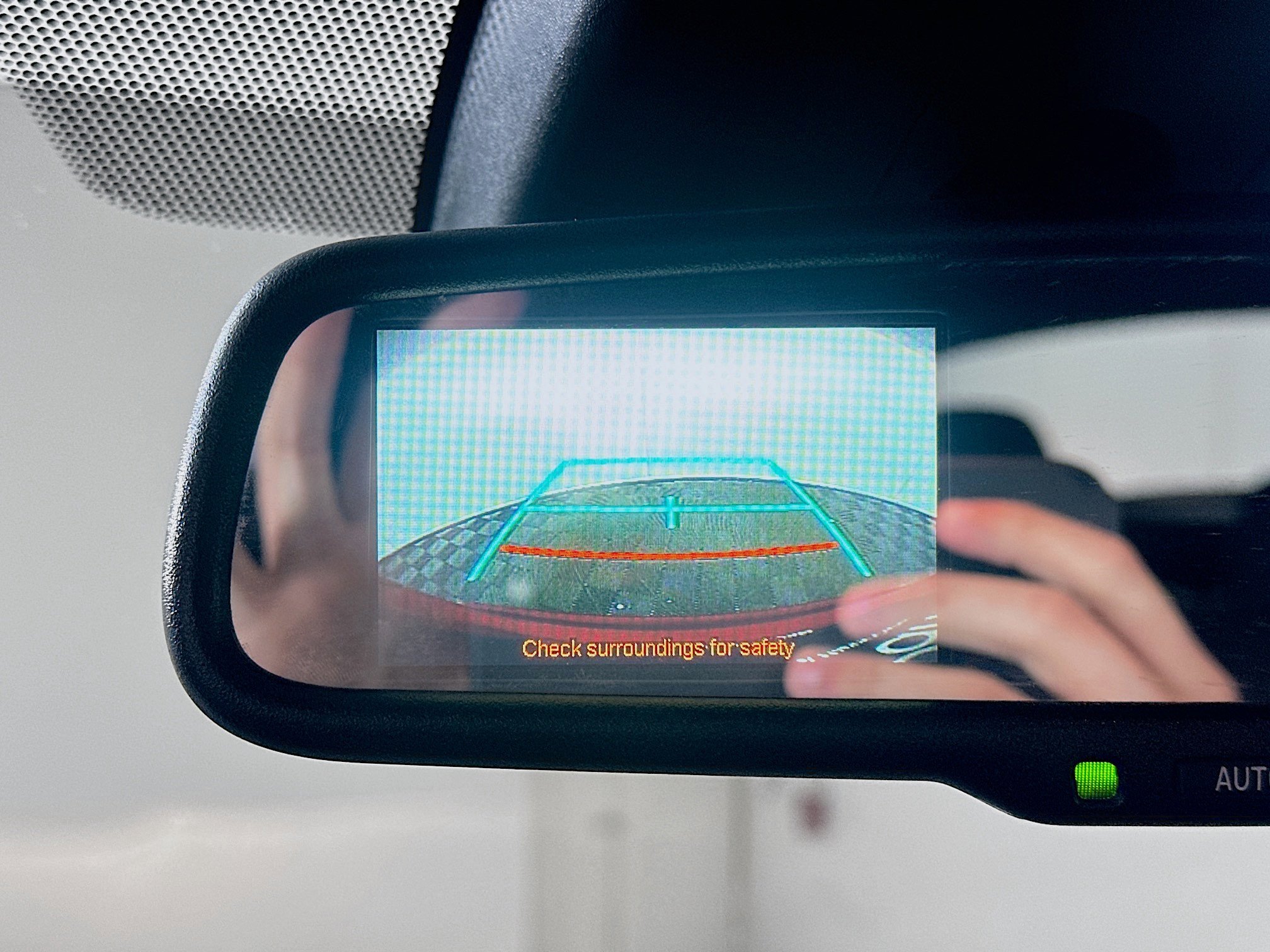Used 2018 Toyota C-HR XLE FWD image 22