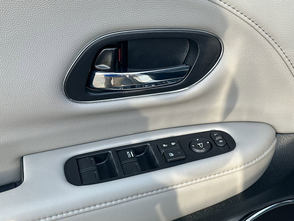 Certified 2022 Honda HR-V EX-L image 19