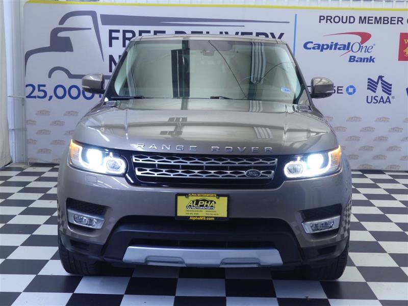 Used 2015 Land Rover Range Rover Sport HSE AWD/4WD image 2