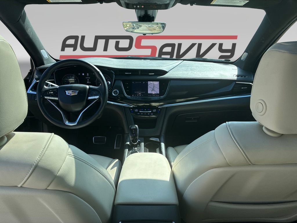 Used 2025 Cadillac XT6 Sport w/ Technology Package AWD/4WD image 18