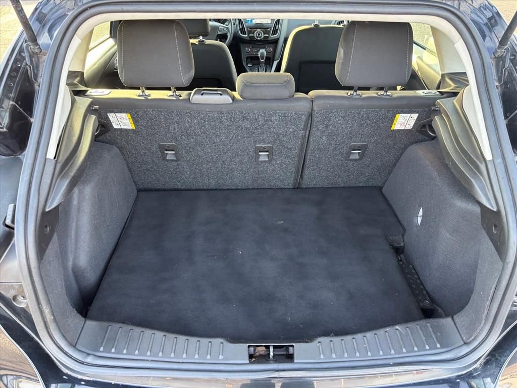 Used 2017 Ford Focus SEL image 26