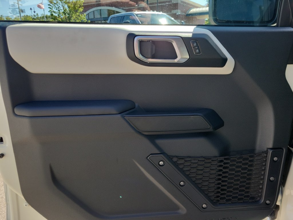 New 2026 Ford Bronco Outer Banks w/ Sasquatch Package AWD/4WD image 15