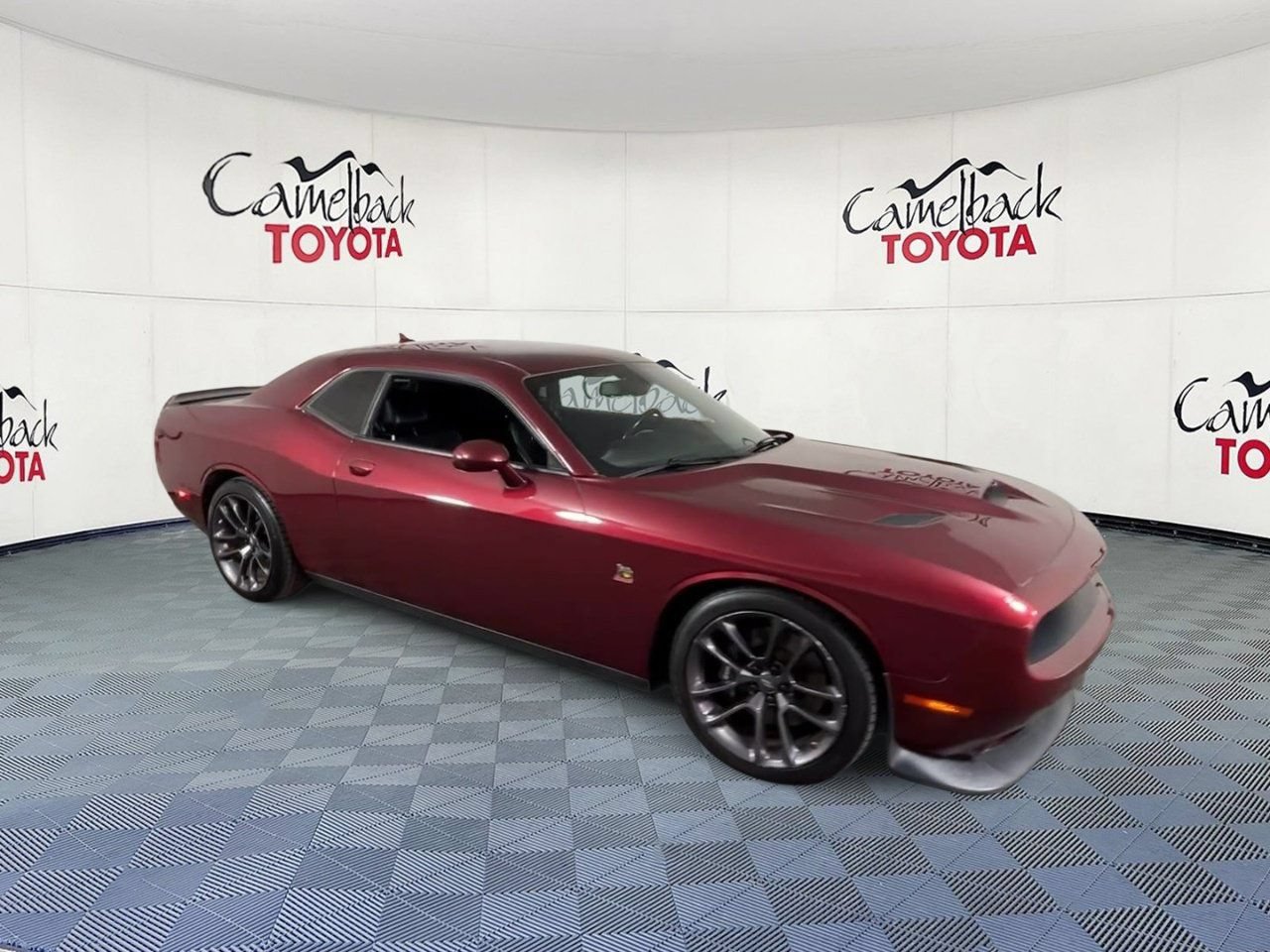 Used 2022 Dodge Challenger R/T Scat Pack w/ Plus Package RWD image 2