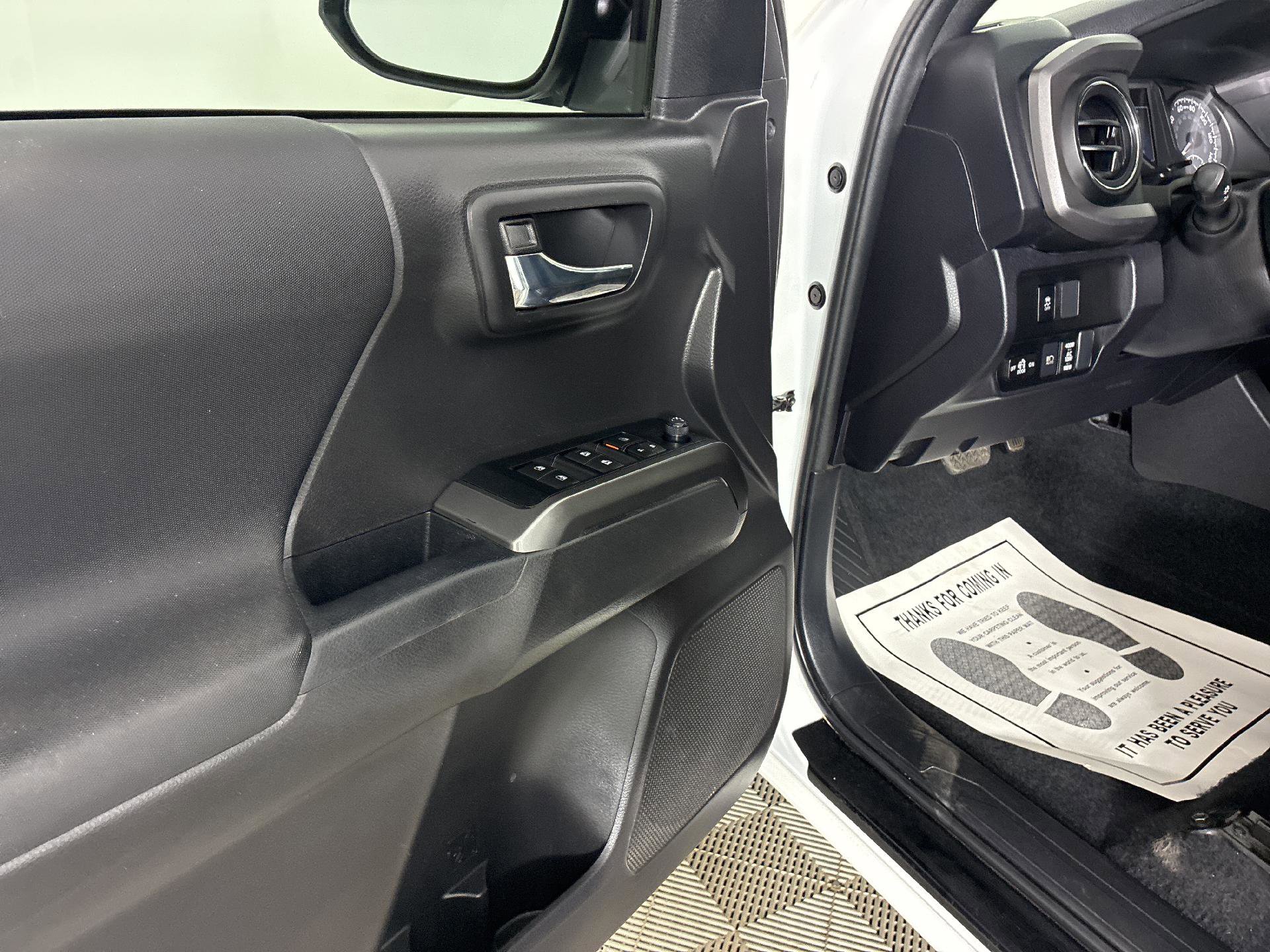 Used 2023 Toyota Tacoma 2WD Double Cab image 13