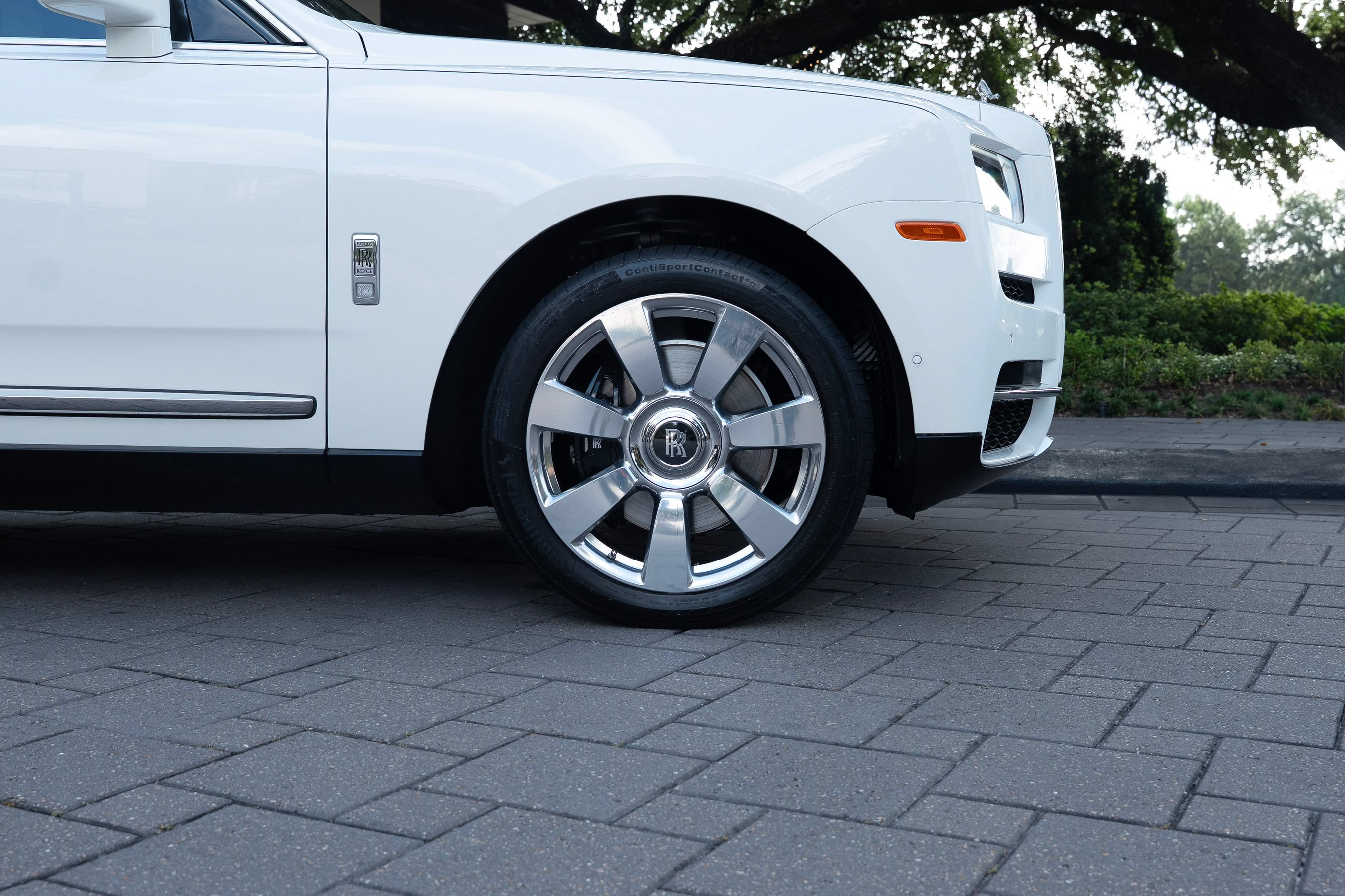 Used 2024 Rolls-Royce Cullinan AWD/4WD image 6