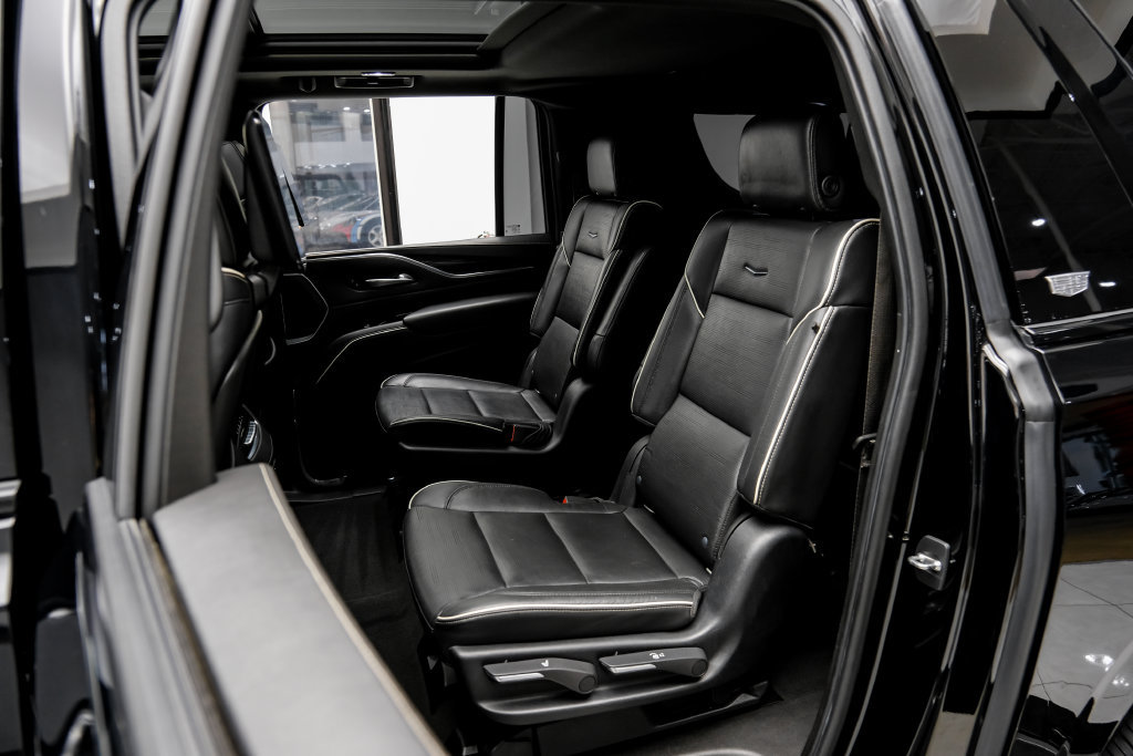 Used 2021 Cadillac Escalade ESV Sport AWD/4WD image 56