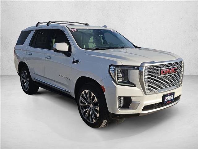 Used 2021 GMC Yukon Denali w/ Denali Premium Package image 3