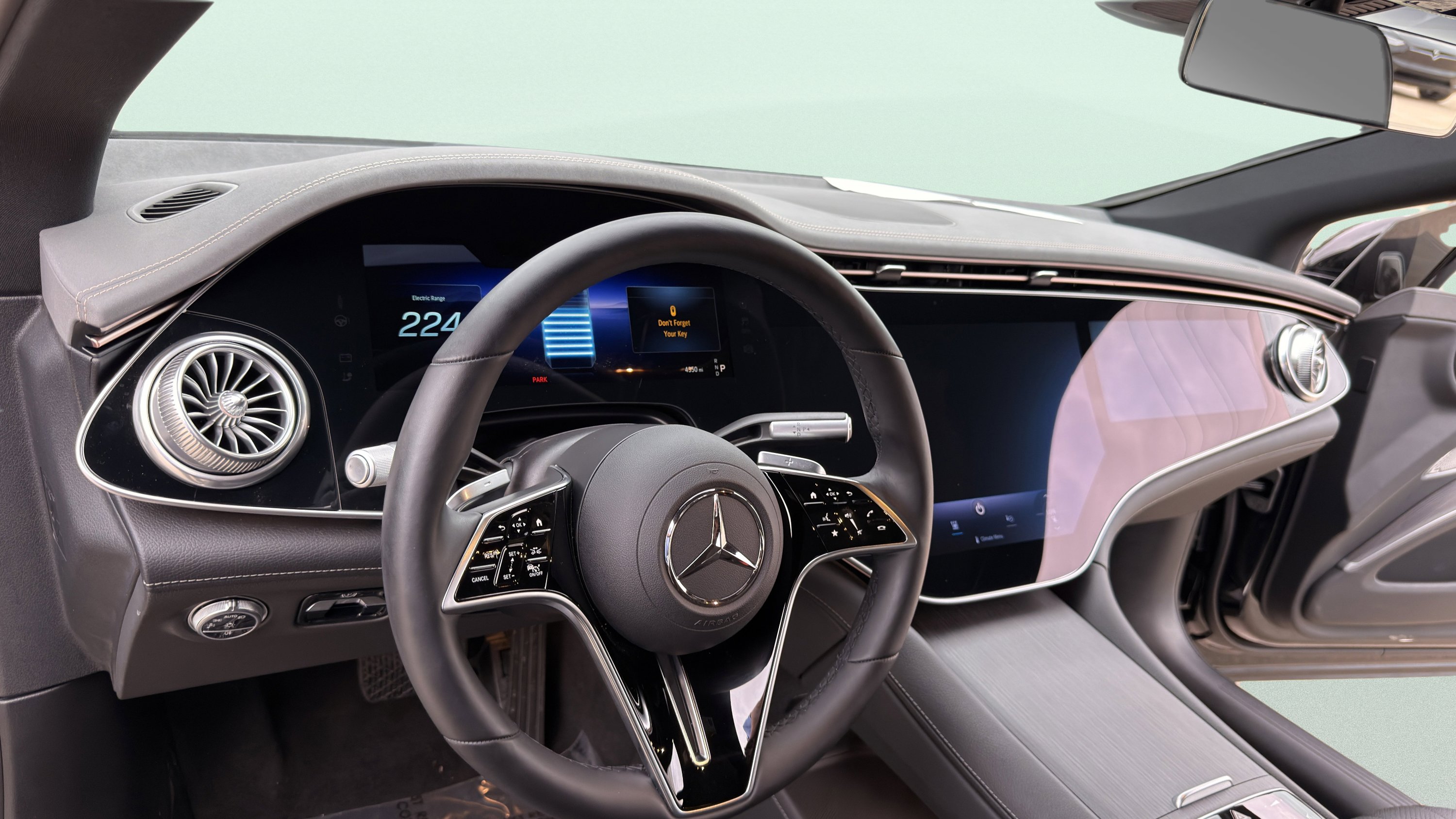 Used 2024 Mercedes-Benz EQS 450+ 4MATIC Sedan image 19