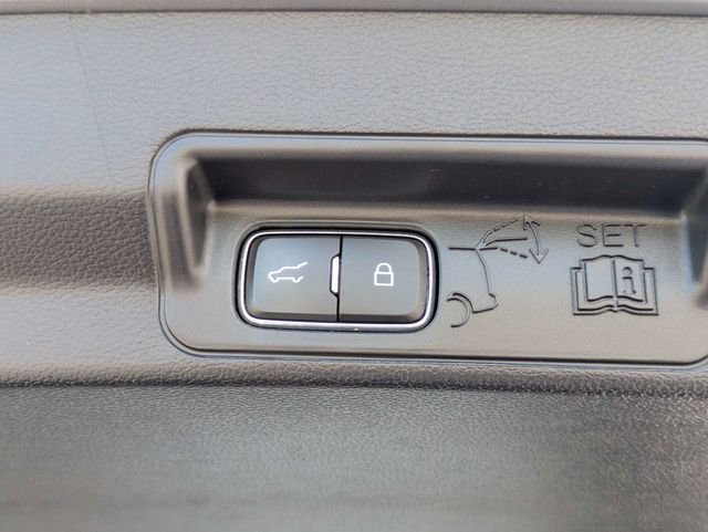 Used 2020 Ford Explorer ST w/ ST Street Pack image 14