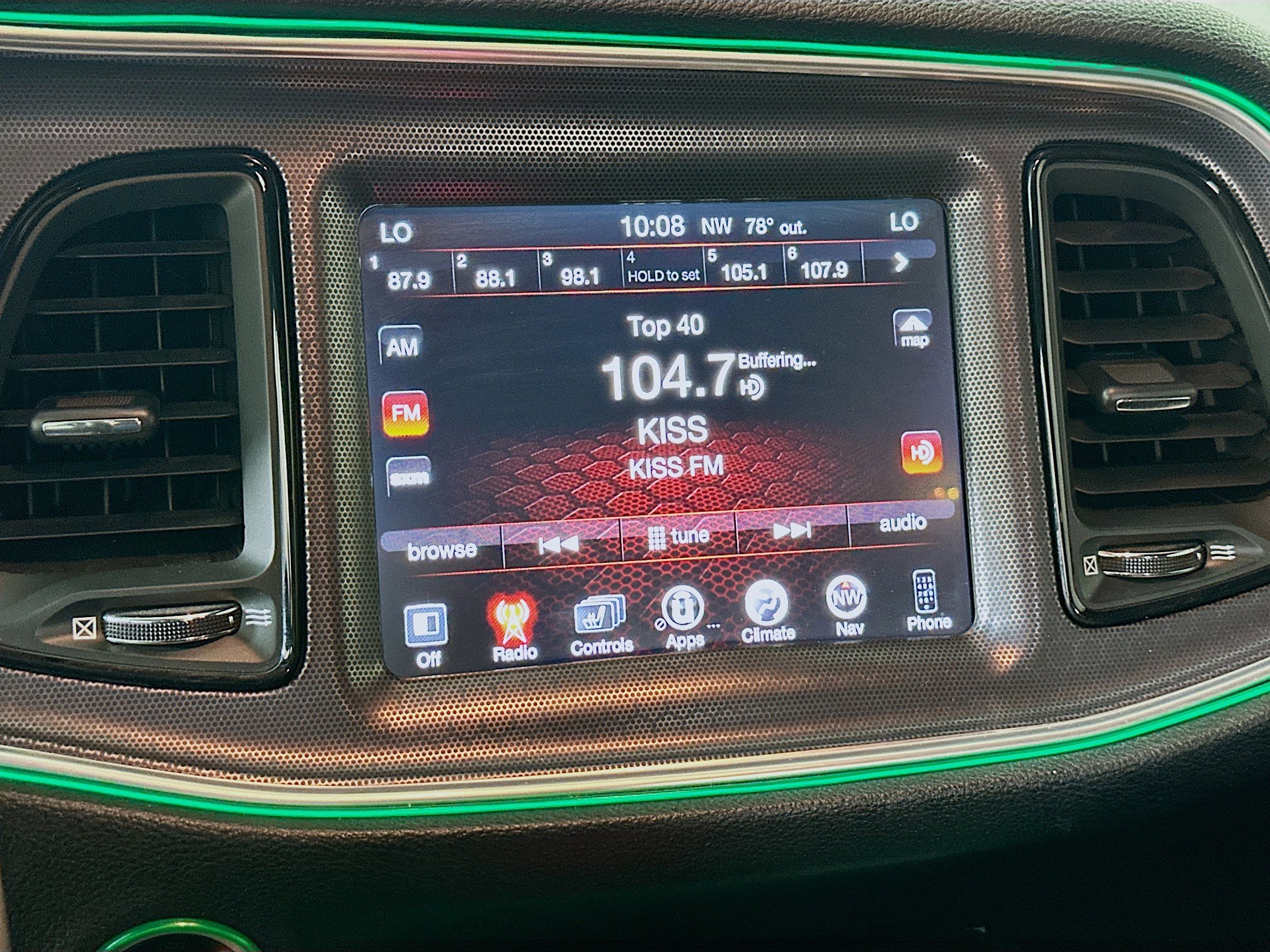 Used 2015 Dodge Challenger SRT w/ Technology Group RWD image 21