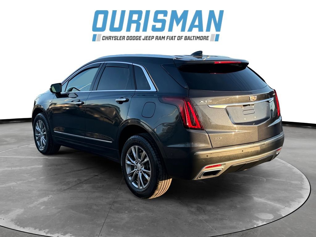 Used 2022 Cadillac XT5 Premium Luxury w/ Technology Package AWD/4WD image 4