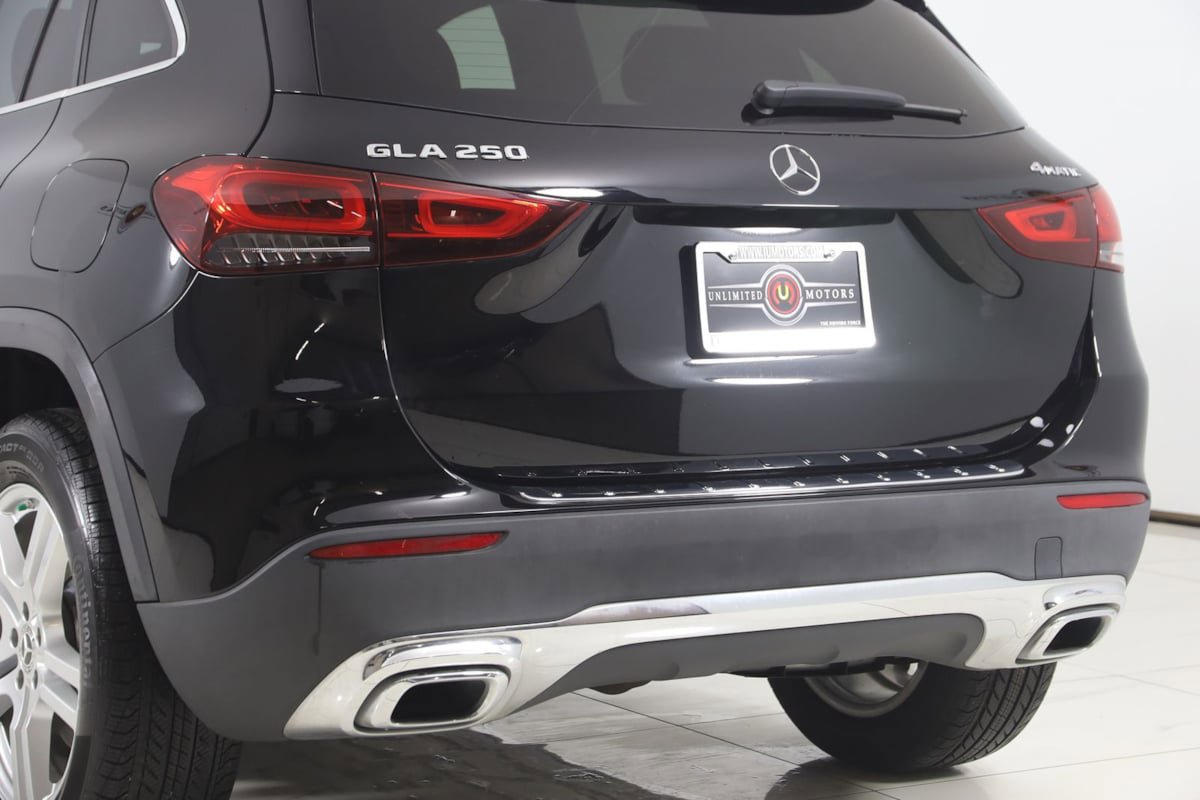 Used 2022 Mercedes-Benz GLA 250 4MATIC image 23