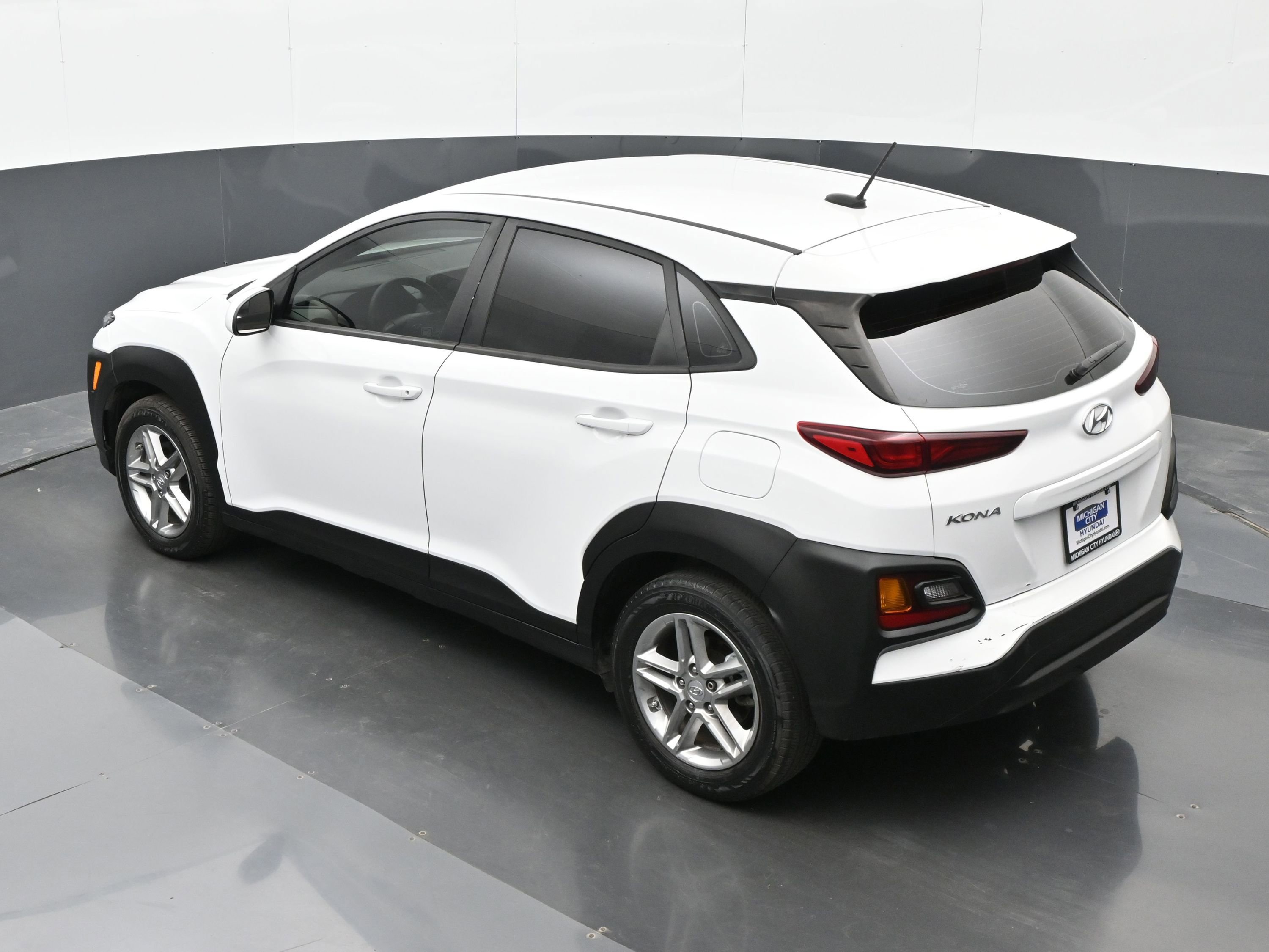 Used 2021 Hyundai Kona SE FWD image 29