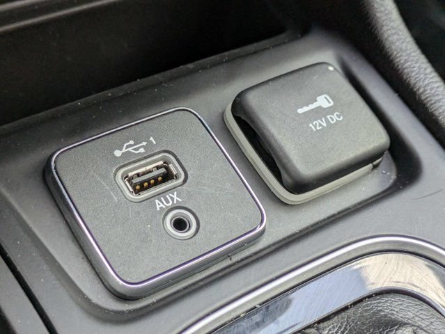 Certified 2021 Jeep Cherokee Latitude Plus FWD image 22