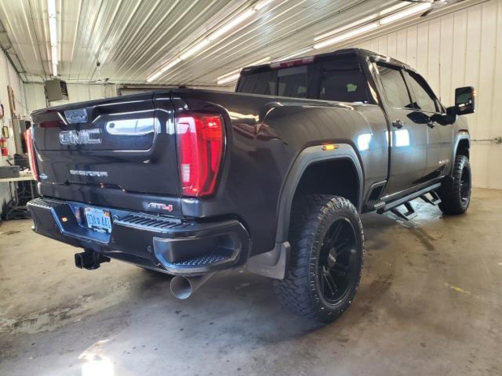 Used 2022 GMC Sierra 2500 AT4 w/ AT4 Premium Plus Package AWD/4WD image 3