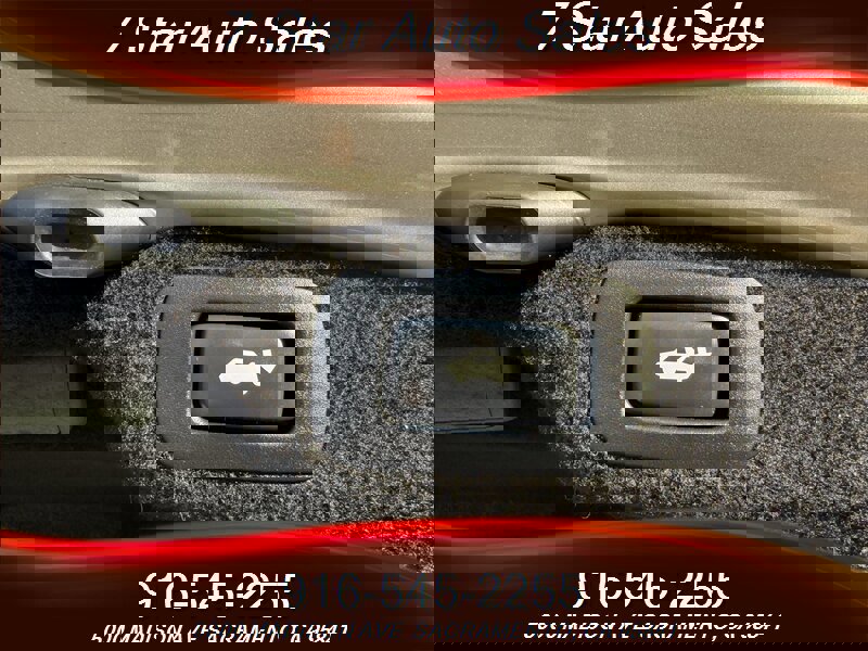 Used 2016 Lexus LS 460 w/ Comfort Package image 23