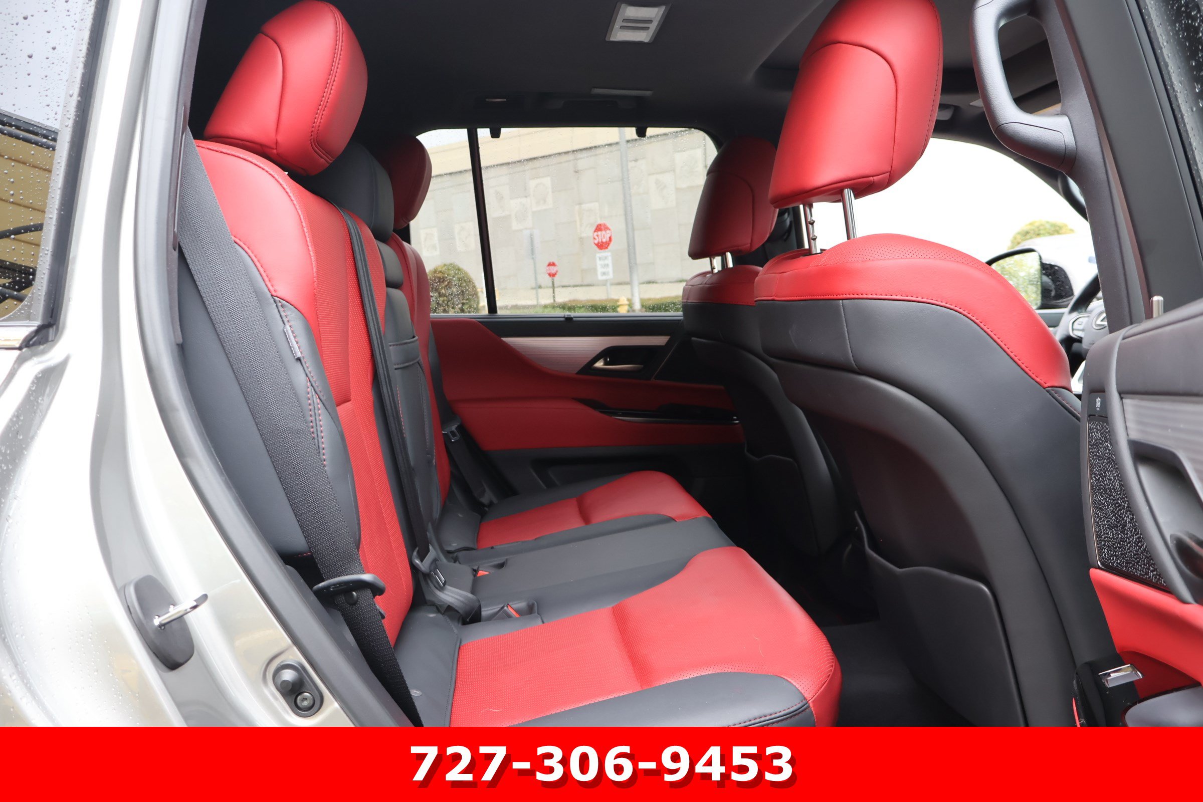 Used 2022 Lexus LX 600 F Sport w/ Accessory Package (Z1) AWD/4WD image 23