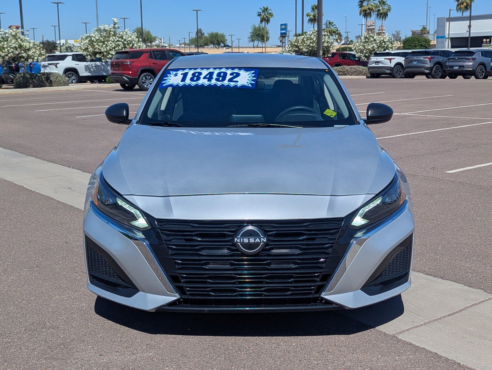 Used 2024 Nissan Altima 2.5 SV image 8