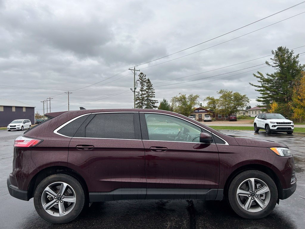 Used 2024 Ford Edge SEL w/ Convenience Package AWD/4WD image 6