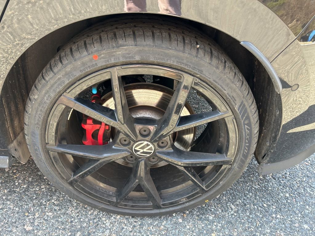 Used 2024 Volkswagen GTI Autobahn image 18