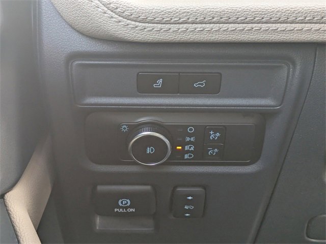 Used 2023 Ford Expedition Max Limited image 32