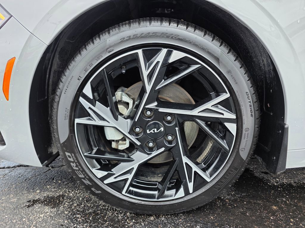 Used 2025 Kia K5 GT-Line w/ GT-Line Premium Package image 11